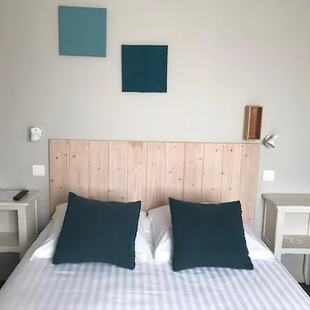 Hotel La Petite