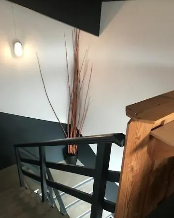 La Petite Hotel 2*