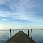 La Petite 2*